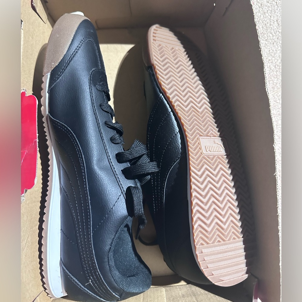 Men Puma’s - Picture 2 of 4